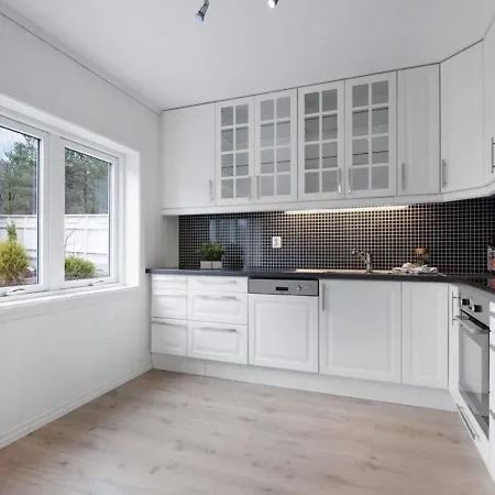 Дом отдыха 5-bedroom In Asane, Берген
