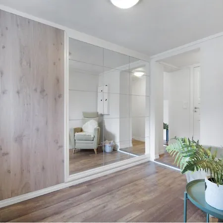 Дом отдыха 5-bedroom In Asane, *