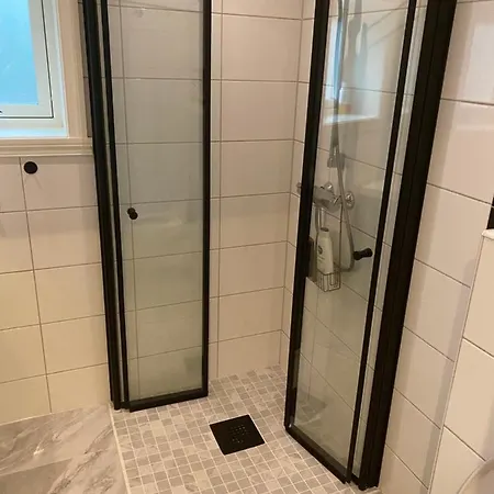 Дом отдыха 5-bedroom In Asane, *